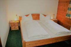 Alpenrose Schlafzimmer 1n